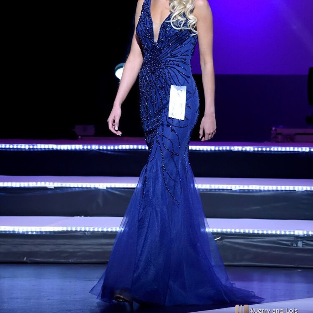 Jovani beaded gown - Picture 7 of 8